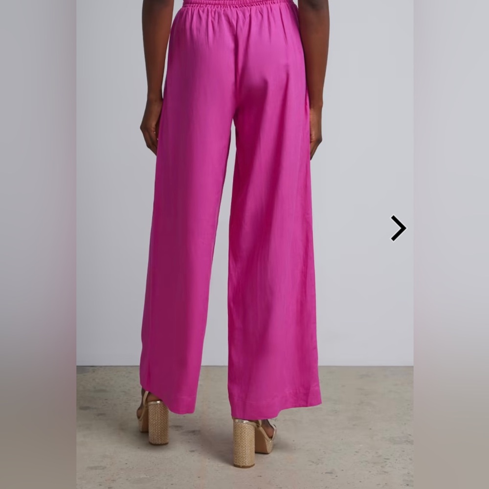 Linen-Blend Smocked-Waist Wide-Leg Pant with Pockets! 2X - Picture 2 of 9